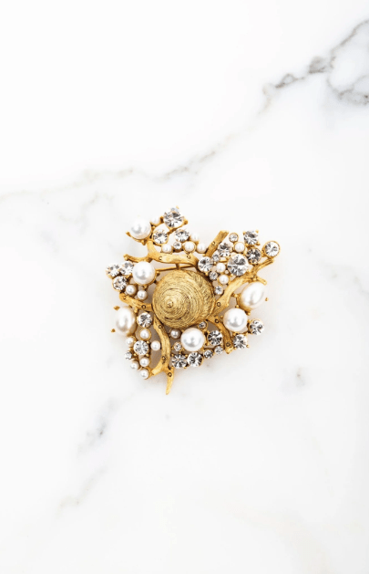 Elizabeth Cole Seaside Pin in Gold