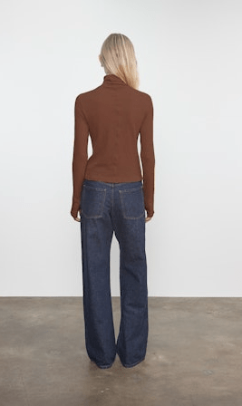 Enza Costa Cashmere New Classic Turtleneck in Nutmeg