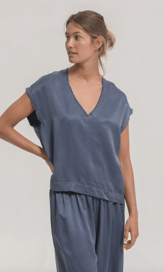 Cali Dreaming James Tee in Denim Blue