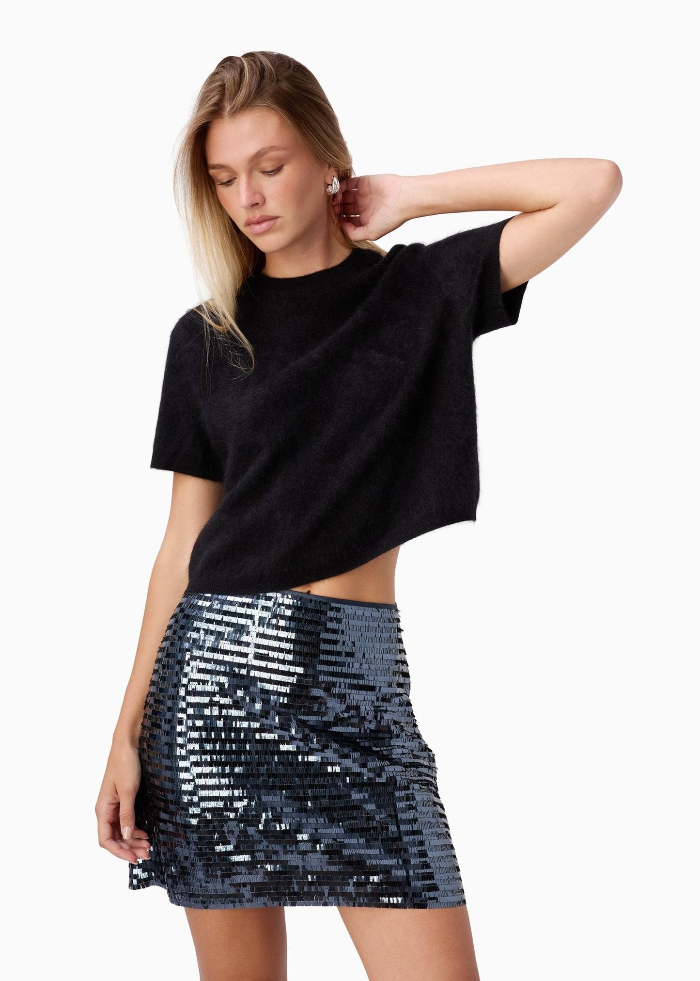 Cami NYC Fayruz Mid Rise Sequin Skirt in Coal