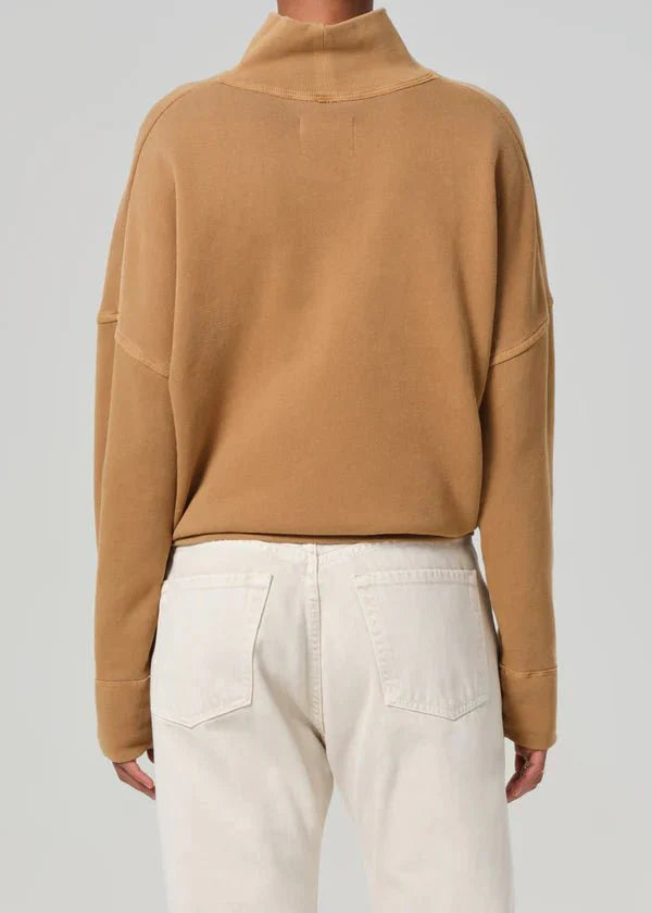 Citizens of Humanity Cara Fleece Turtleneck Sweater in Marcona