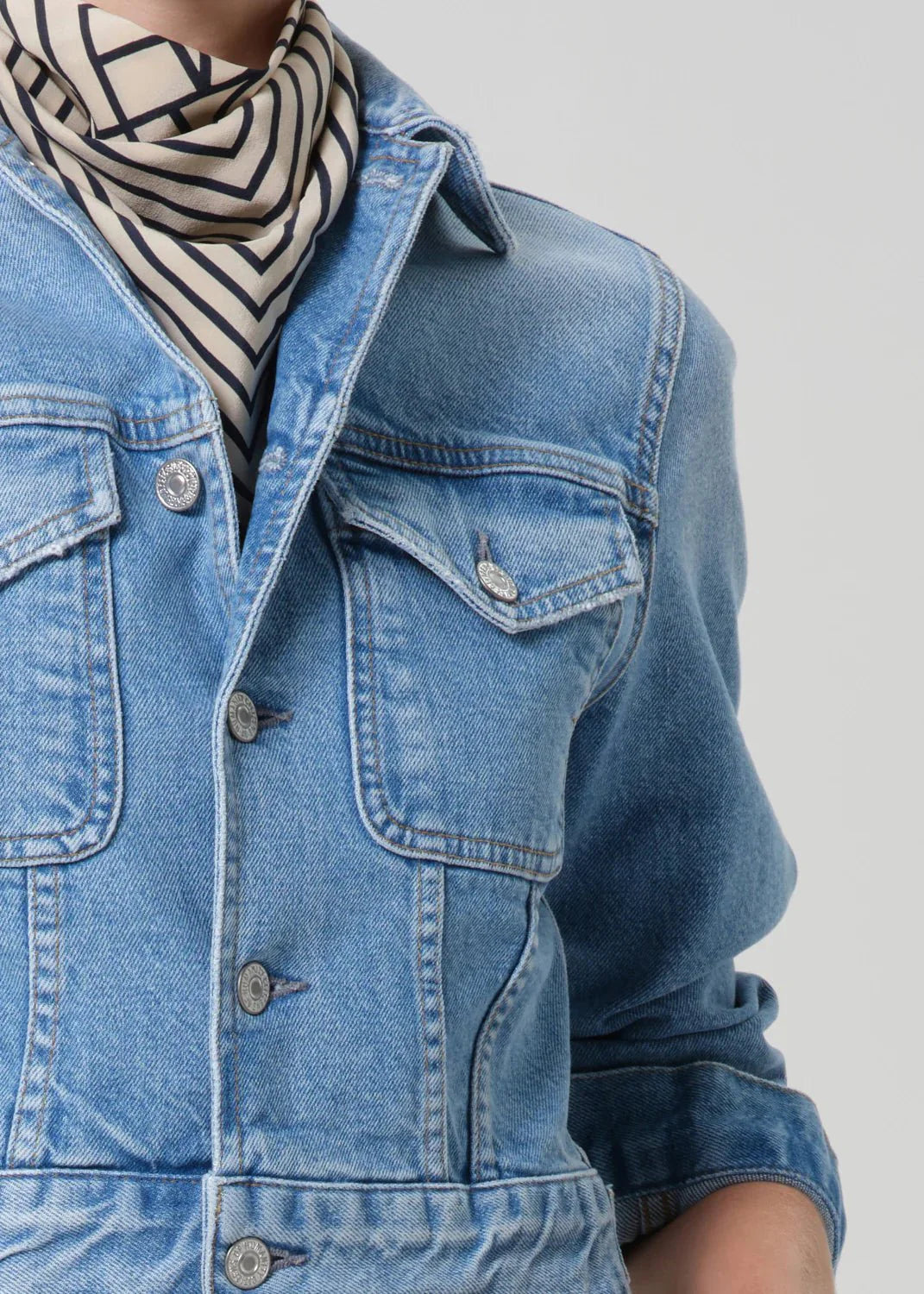 Citizen of Humanity Charisse Shrunken Jacket In Sparrow