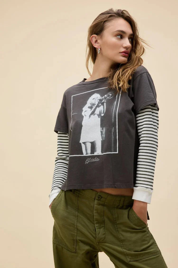 Daydreamer Blondie Debbie Trumpet Photo Solo Twofer Top in Washed Black