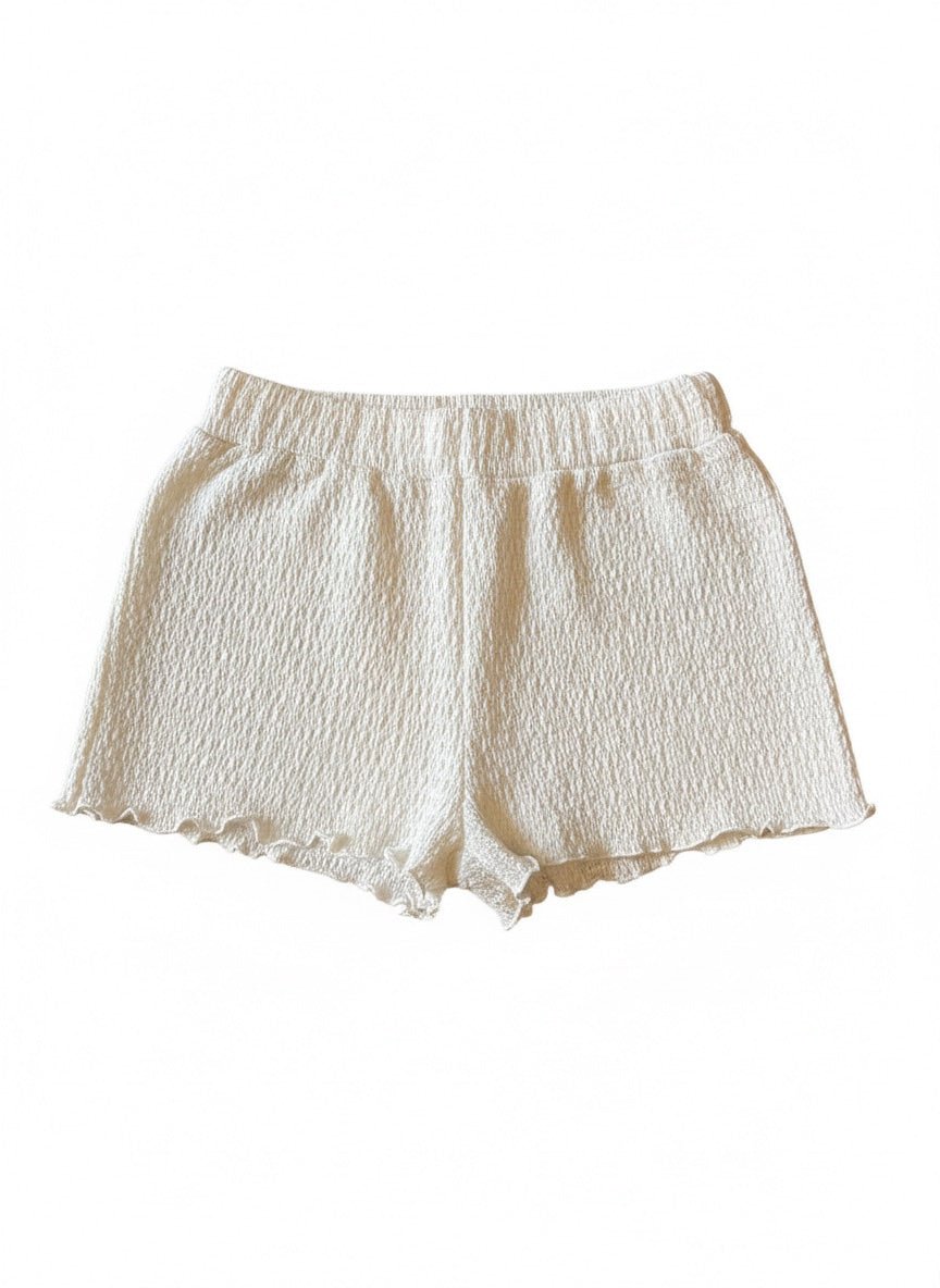 Design History Girls Scallop Hem Shorts in Off White