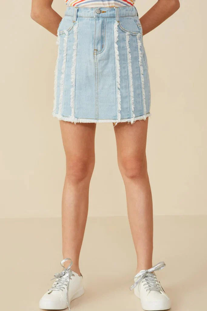 Hayden Girl Frayed Seam Detailed Denim Skirt in Light Denim
