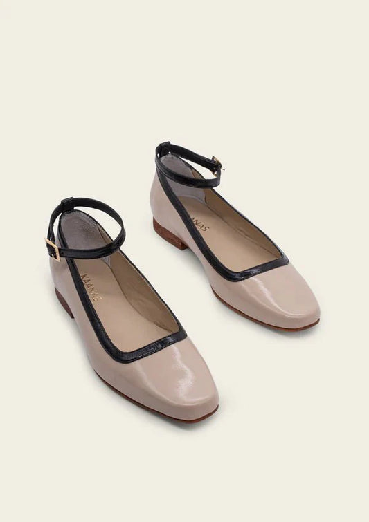 Kaanas Goia Leather Ballerina in Black White